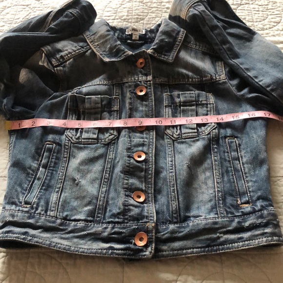 Express Women’s Jean Jacket Size S - Picture 6 of 7